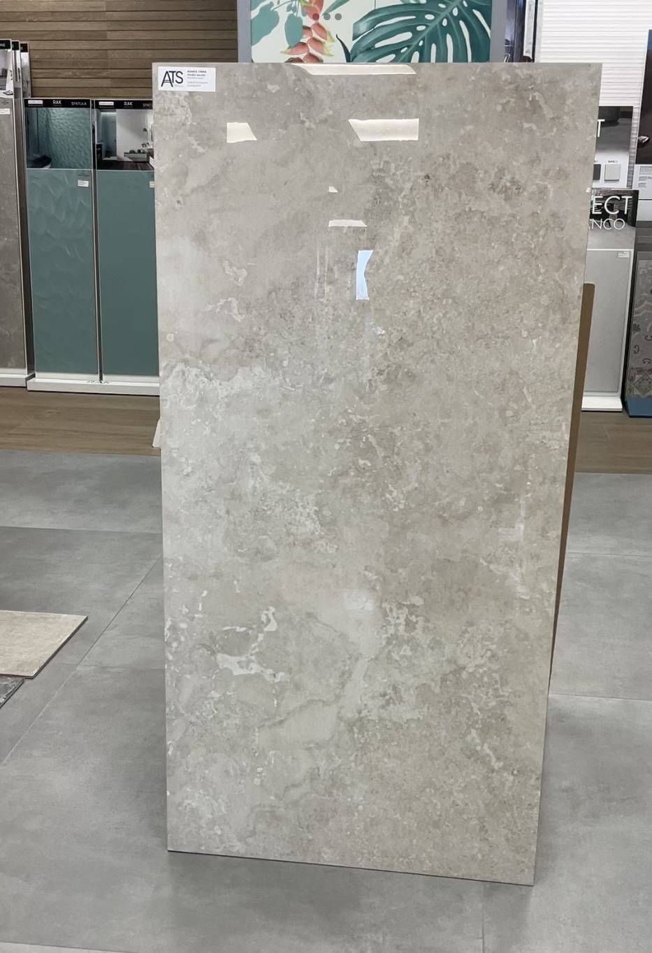 Vente de carrelage effet travertin brillant en 60x120 pour faïence de salle de bain Yvetot- TK Carrelage