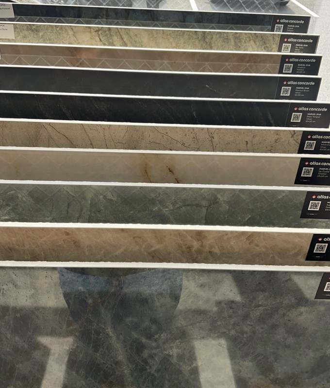 Carrelage 60x120 effet marbre brillant – Élégance intemporelle chez TK Carrelage (76)