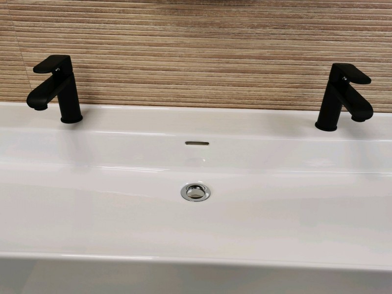 Vente de robinetterie Noir mat pour salle de bain magasin à Yvetot- TK Carrelage