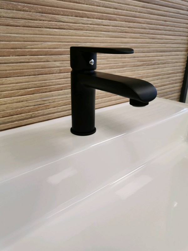 Vente de robinetterie Noir mat pour salle de bain magasin à Yvetot- TK Carrelage