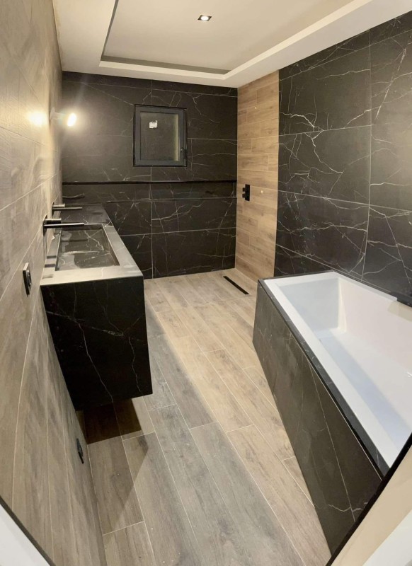 Salle de Bain avec Carrelage – Service de Pose, Devis Gratuit et Personnalisé