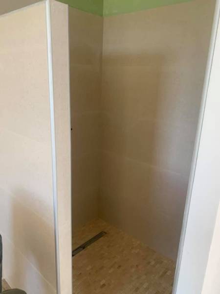 Faire poser du carrelage dans une salle de bain près de Dieppe 76